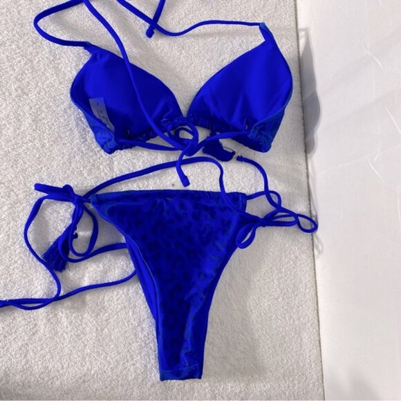 5/$25 Blue Leopard Print String Bikini Set M - Picture 2 of 12